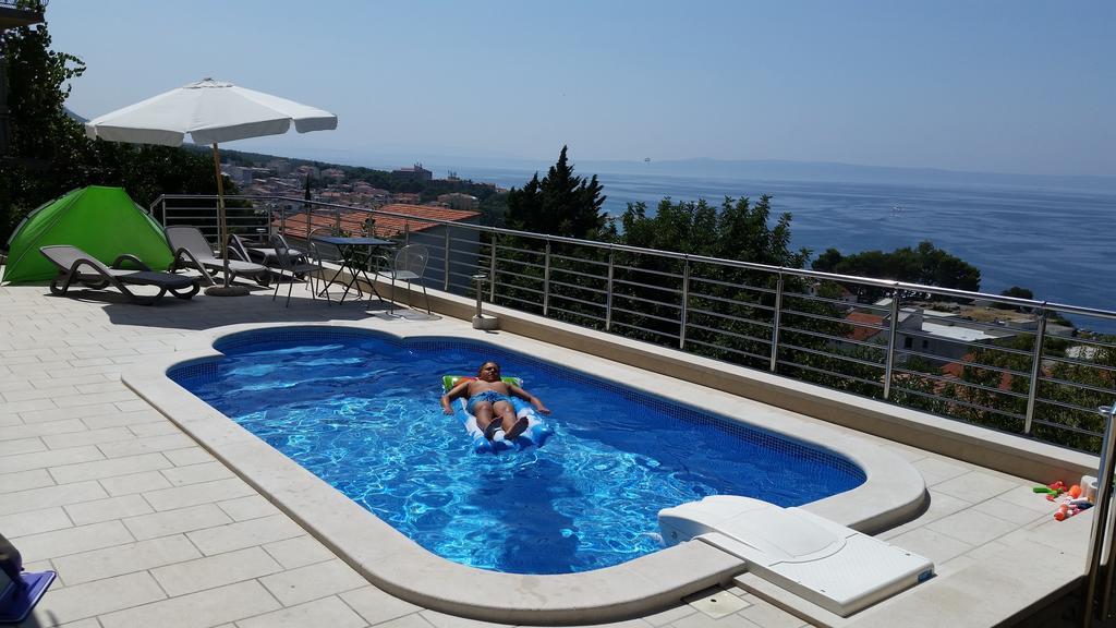 Apartments Karlo Baška Voda Exteriör bild